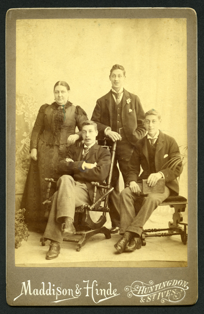 Family portrait by Maddison and Hinde