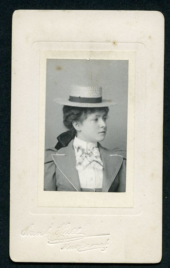 Carte de visite, small image example