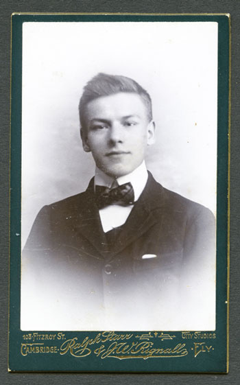 Cabinet Portrait, Starr and Rignall